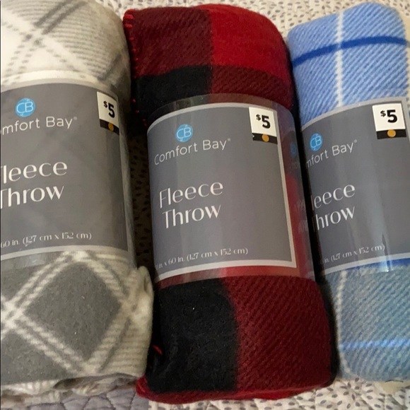 Comfort Bay Other - New Fleece Throws ❤️